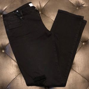 Black distressed skinny jeans